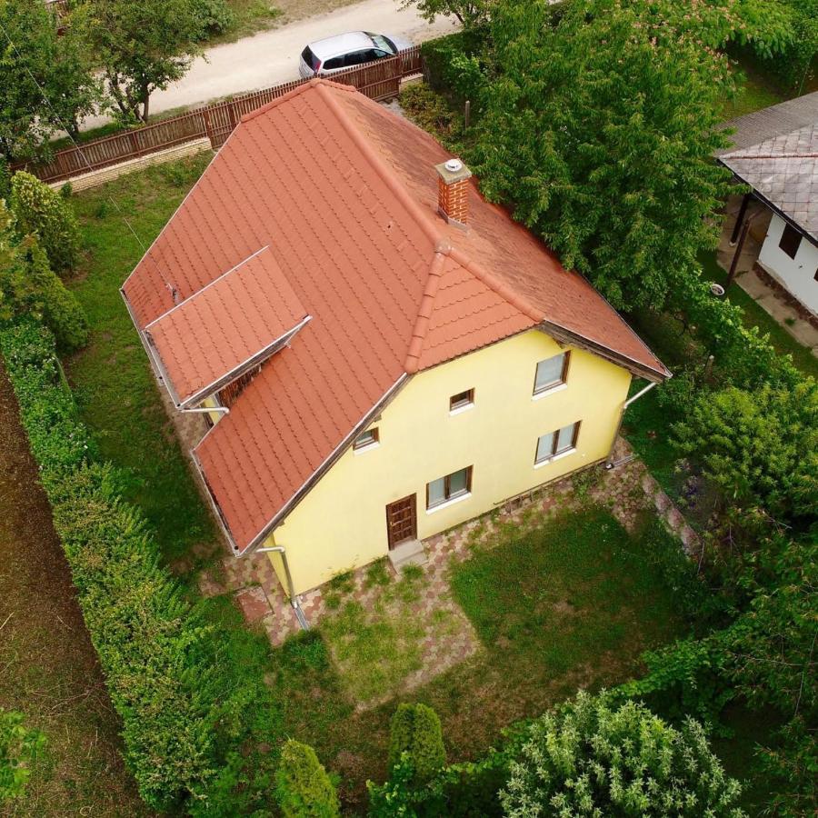 Dávid Apartman Gárdony Esterno foto